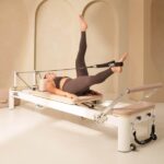LMX2121 LMX.® Harmony Pilates Reformer fehér/homok - Image 2